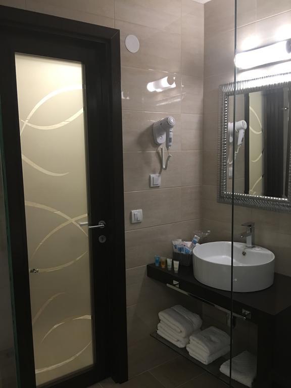Luxury Rooms Luca And Deluca Belgrado Exterior foto