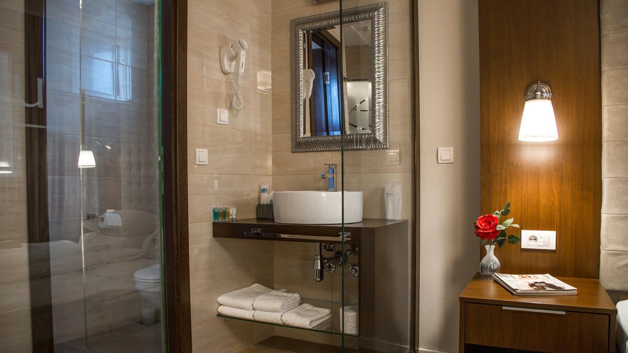 Luxury Rooms Luca And Deluca Belgrado Exterior foto